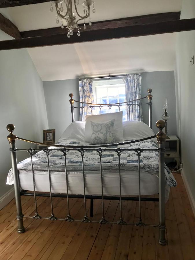 Duke Of Monmouth Penthouse Luxury Apartment, Lyme Regis, 3 Bedroom, Hot Tub, Garden, Dog Friendly 외부 사진